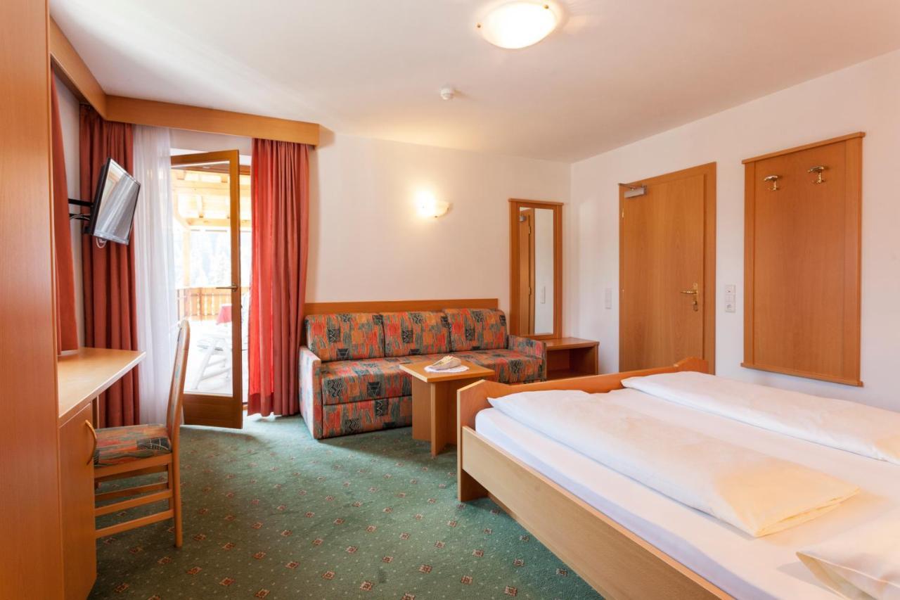 Alpenspitz Appartements - Garni - B&B Racines Exterior photo
