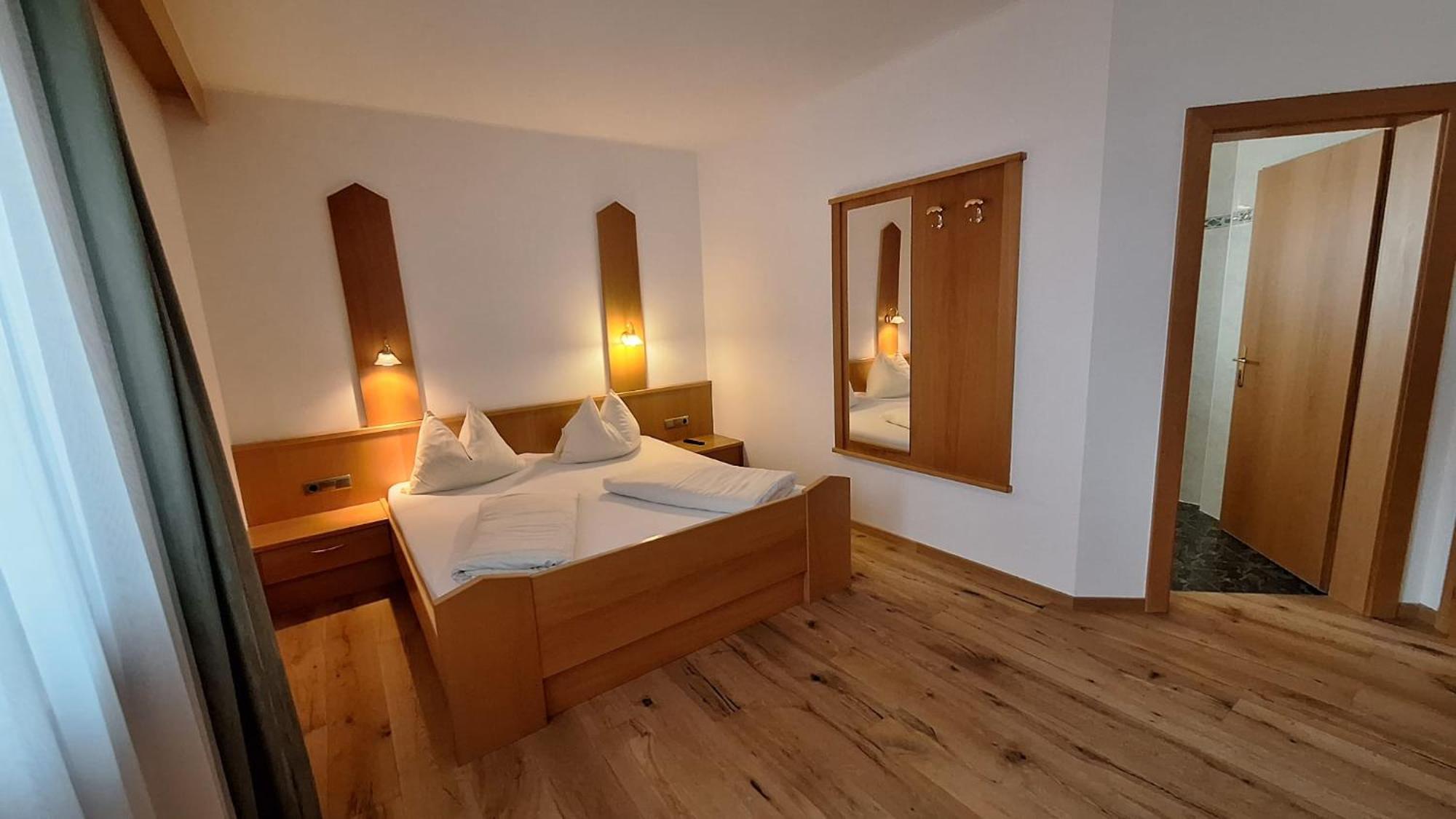 Alpenspitz Appartements - Garni - B&B Racines Exterior photo